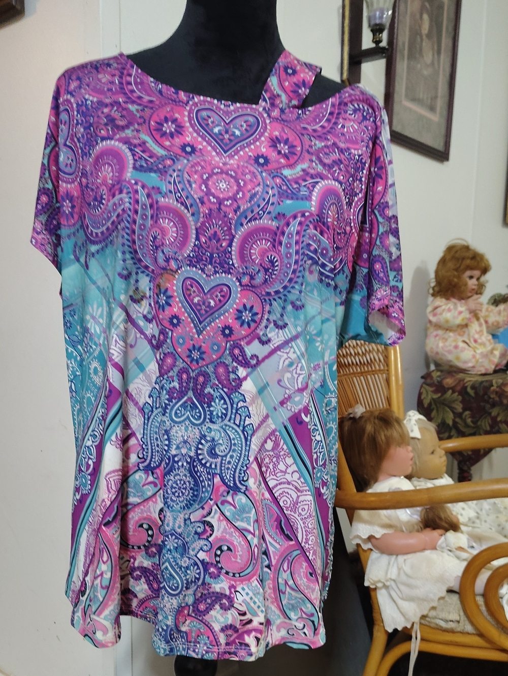 Women’s Pink & Teal Paisley Short Sleeve Top